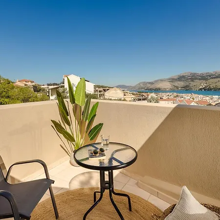 Fanis Elegant Great View &loft